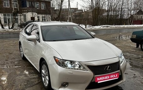 Lexus ES VII, 2013 год, 2 350 000 рублей, 2 фотография