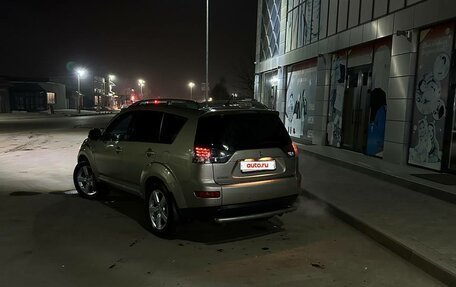 Mitsubishi Outlander III рестайлинг 3, 2008 год, 1 350 000 рублей, 9 фотография