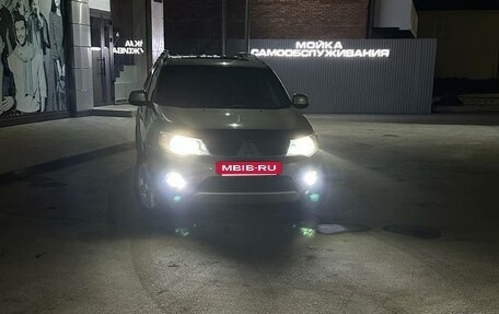 Mitsubishi Outlander III рестайлинг 3, 2008 год, 1 350 000 рублей, 12 фотография