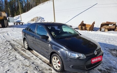 Volkswagen Polo VI (EU Market), 2013 год, 850 000 рублей, 1 фотография