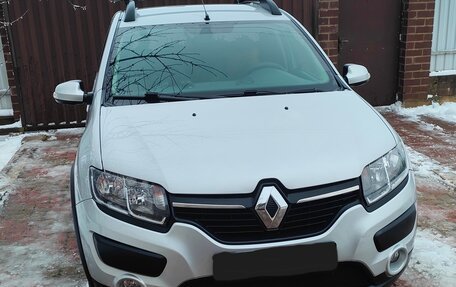 Renault Sandero II рестайлинг, 2015 год, 950 000 рублей, 1 фотография