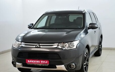 Mitsubishi Outlander III рестайлинг 3, 2014 год, 1 880 000 рублей, 1 фотография