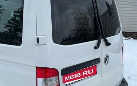 Volkswagen Transporter T5 рестайлинг, 2013 год, 1 580 000 рублей, 3 фотография