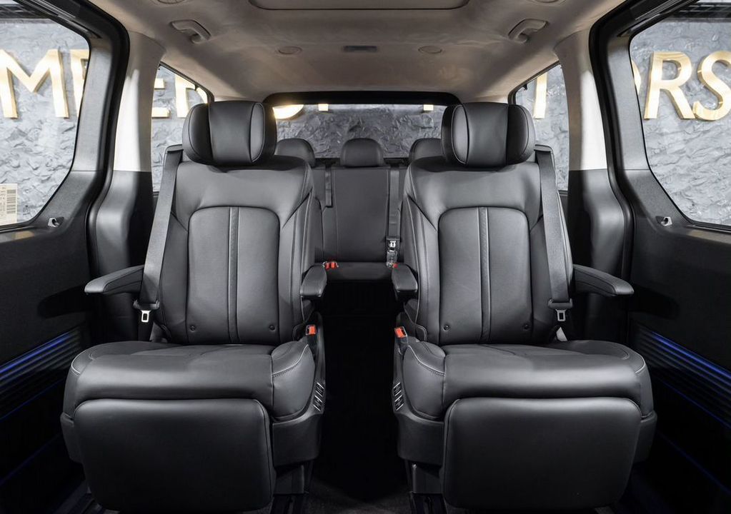 Hyundai Staria, 2024 год, 7 790 000 рублей, 29 фотография