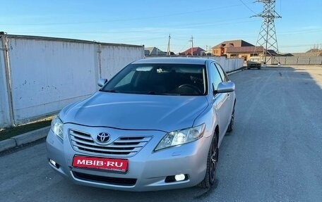 Toyota Camry, 2007 год, 1 040 000 рублей, 1 фотография