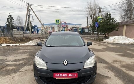 Renault Megane III, 2011 год, 600 000 рублей, 1 фотография