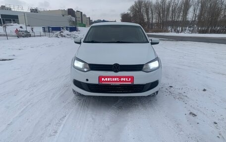 Volkswagen Polo VI (EU Market), 2014 год, 615 000 рублей, 4 фотография