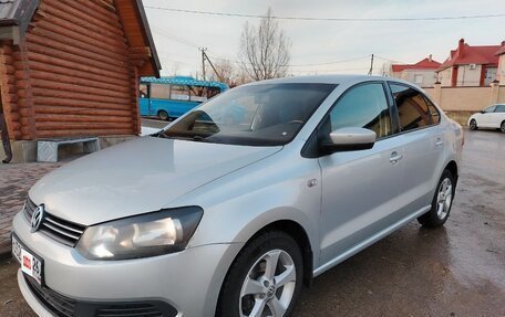 Volkswagen Polo VI (EU Market), 2013 год, 750 000 рублей, 3 фотография