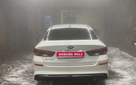 KIA Optima IV, 2018 год, 2 070 000 рублей, 2 фотография