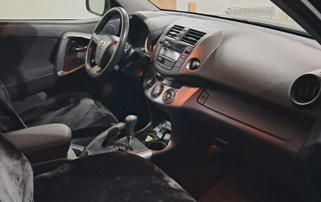 Toyota RAV4, 2010 год, 1 550 000 рублей, 8 фотография