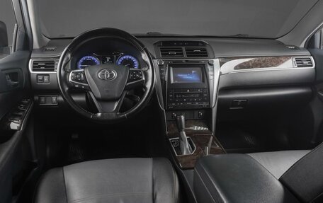 Toyota Camry, 2016 год, 2 399 000 рублей, 6 фотография