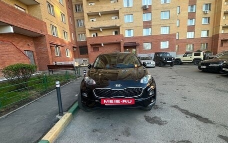 KIA Sportage IV рестайлинг, 2020 год, 2 500 000 рублей, 2 фотография