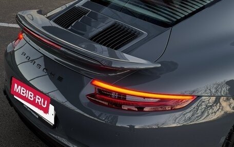 Porsche 911, 2017 год, 16 000 000 рублей, 12 фотография