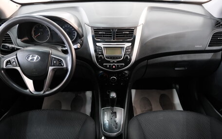 Hyundai Solaris II рестайлинг, 2013 год, 969 000 рублей, 15 фотография