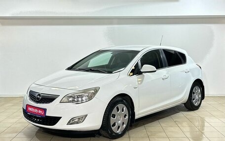 Opel Astra J, 2011 год, 659 000 рублей, 1 фотография