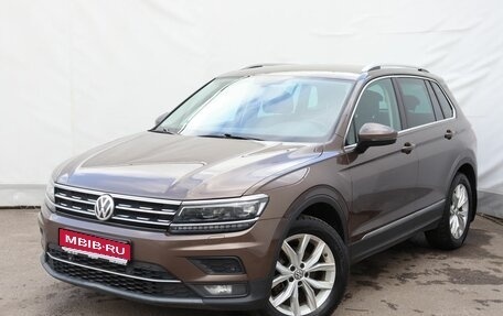 Volkswagen Tiguan II, 2017 год, 2 399 000 рублей, 1 фотография