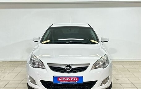 Opel Astra J, 2011 год, 659 000 рублей, 2 фотография