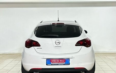 Opel Astra J, 2011 год, 659 000 рублей, 5 фотография