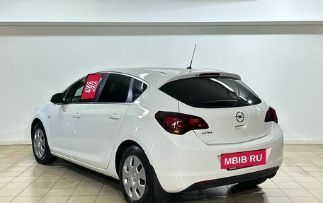 Opel Astra J, 2011 год, 659 000 рублей, 4 фотография