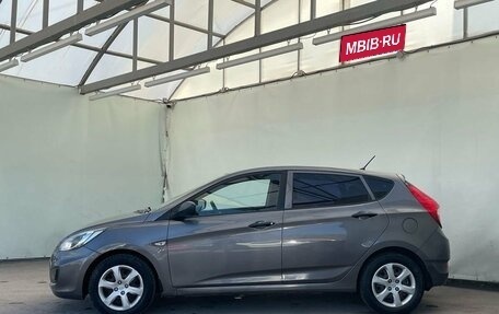 Hyundai Solaris II рестайлинг, 2011 год, 750 000 рублей, 8 фотография