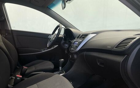 Hyundai Solaris II рестайлинг, 2011 год, 750 000 рублей, 11 фотография