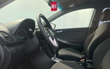 Hyundai Solaris II рестайлинг, 2011 год, 750 000 рублей, 10 фотография