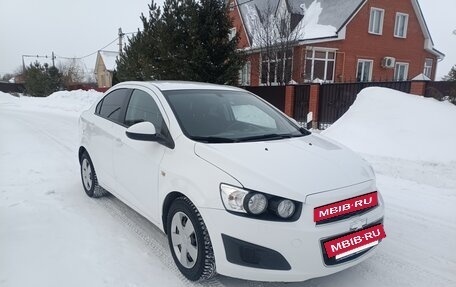 Chevrolet Aveo III, 2014 год, 849 000 рублей, 3 фотография