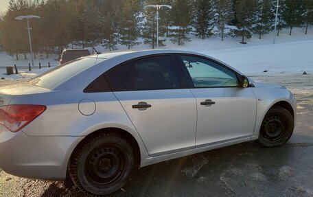 Chevrolet Cruze II, 2011 год, 850 000 рублей, 6 фотография