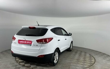 Hyundai ix35 I рестайлинг, 2010 год, 900 000 рублей, 5 фотография