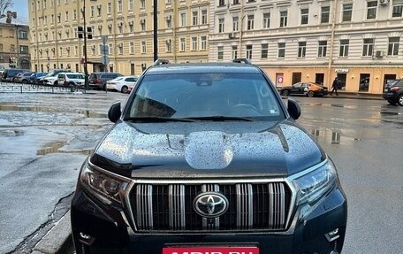 Toyota Land Cruiser Prado 150 рестайлинг 2, 2018 год, 5 880 000 рублей, 2 фотография