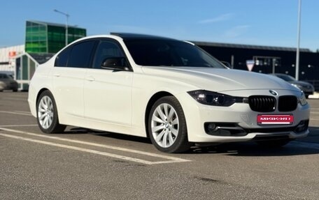 BMW 3 серия, 2011 год, 1 850 000 рублей, 3 фотография