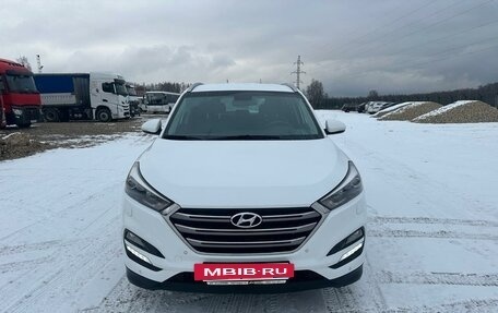 Hyundai Tucson III, 2015 год, 2 100 000 рублей, 2 фотография