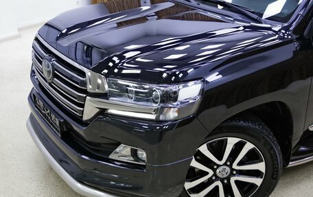 Toyota Land Cruiser 200, 2018 год, 7 190 000 рублей, 29 фотография