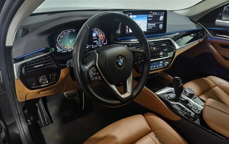 BMW 5 серия, 2020 год, 6 000 000 рублей, 12 фотография