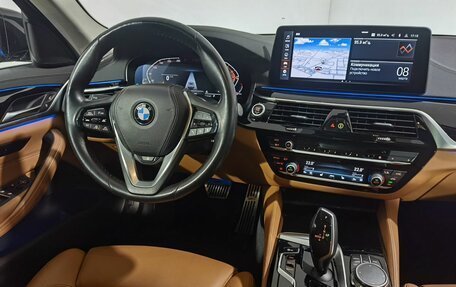 BMW 5 серия, 2020 год, 6 000 000 рублей, 20 фотография