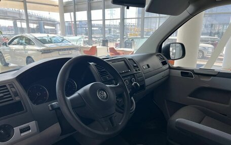 Volkswagen Caravelle T5, 2012 год, 2 499 900 рублей, 9 фотография