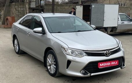 Toyota Camry, 2015 год, 1 950 000 рублей, 1 фотография