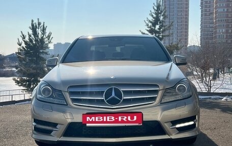 Mercedes-Benz C-Класс, 2011 год, 1 490 000 рублей, 4 фотография