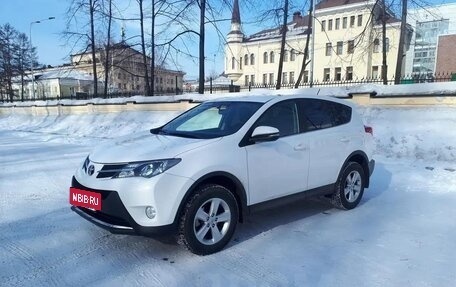 Toyota RAV4, 2013 год, 1 650 000 рублей, 3 фотография