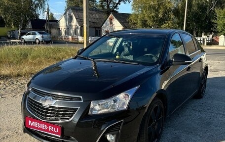 Chevrolet Cruze II, 2013 год, 990 000 рублей, 1 фотография