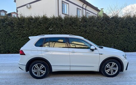 Volkswagen Tiguan II, 2018 год, 3 100 000 рублей, 4 фотография