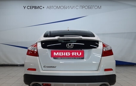 Honda Crosstour I рестайлинг, 2014 год, 1 660 000 рублей, 4 фотография