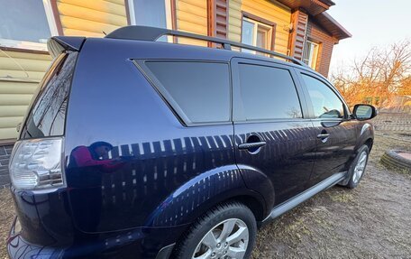 Mitsubishi Outlander III рестайлинг 3, 2011 год, 1 380 000 рублей, 3 фотография