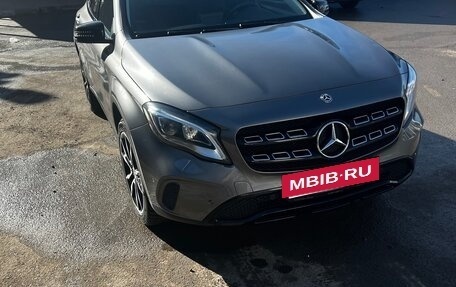 Mercedes-Benz GLA, 2017 год, 2 600 000 рублей, 16 фотография