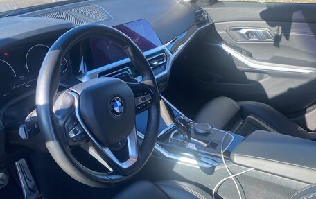 BMW 3 серия, 2019 год, 3 450 000 рублей, 3 фотография