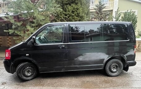 Volkswagen Caravelle T5, 2008 год, 1 050 000 рублей, 3 фотография