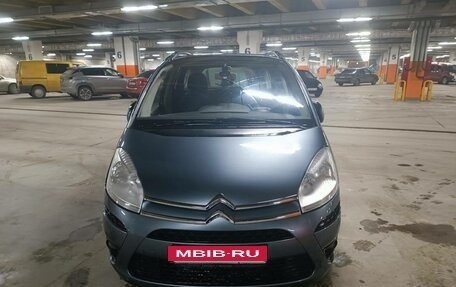 Citroen C4 Picasso II рестайлинг, 2011 год, 560 000 рублей, 2 фотография