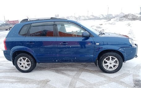 Hyundai Tucson III, 2006 год, 940 000 рублей, 2 фотография