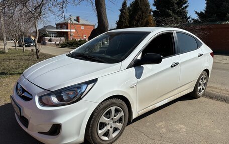 Hyundai Solaris II рестайлинг, 2014 год, 1 430 000 рублей, 11 фотография