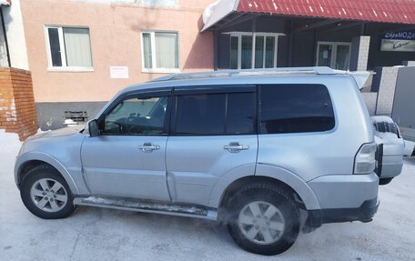 Mitsubishi Pajero IV, 2007 год, 1 485 000 рублей, 3 фотография